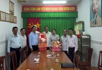 Thắm thiết tình cảm trong chuyến thăm và chúc Tết của Chi hội Nam Y Sóc Trăng đến các cơ quan lãnh đạo tỉnh